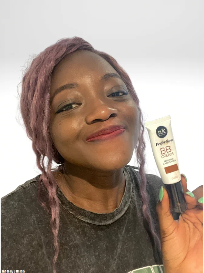 Damilola is wearing the Perfection BB Cream in the colour "Dark".